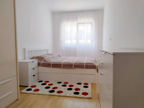 Izdavanje, jednosoban stan, 46m², Podkošljun, Budva - image 4