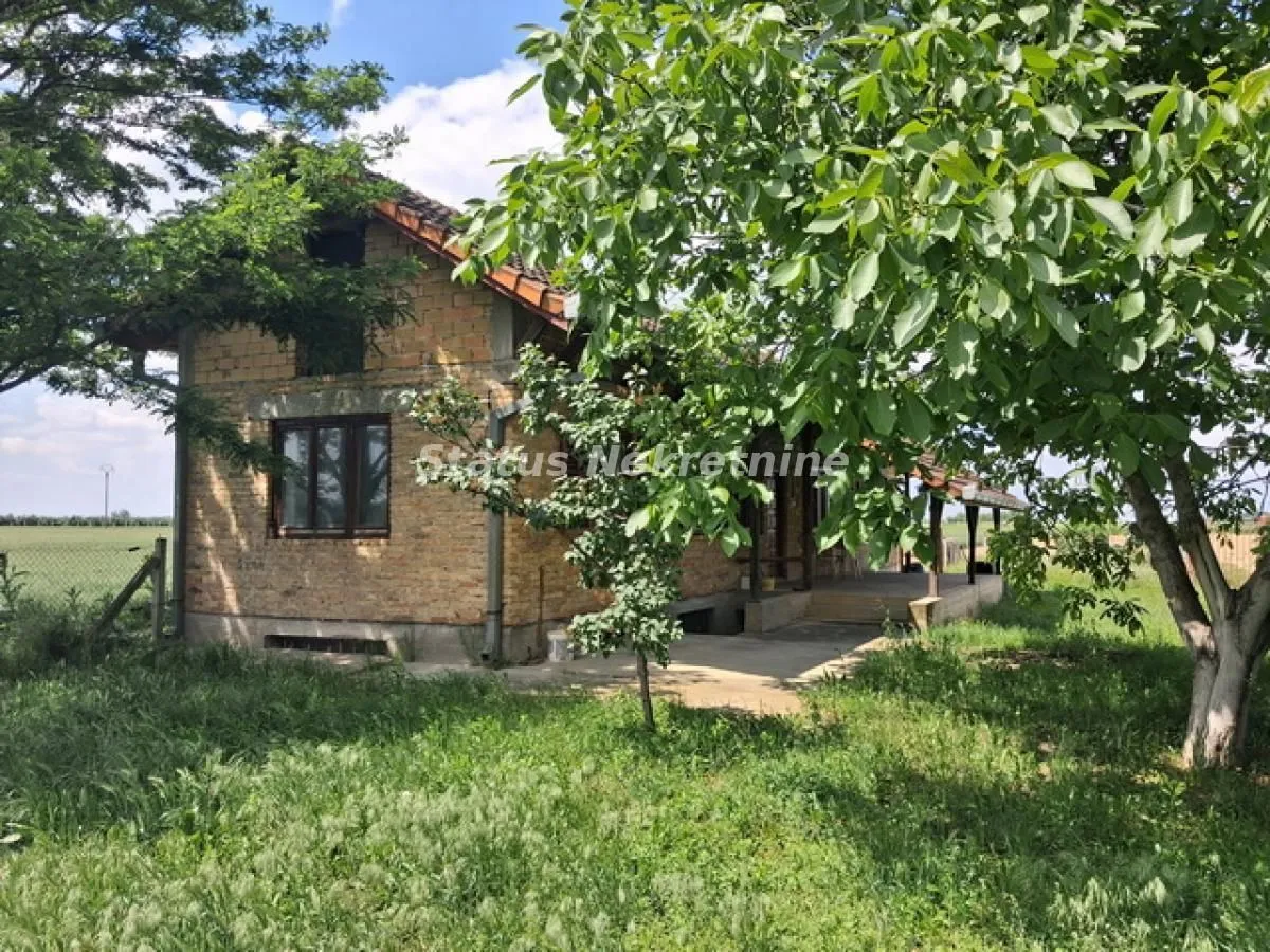 Prodaja, kuća, 118m², Futog, Novi Sad Sve Podlokacije