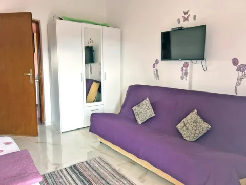 Izdavanje, jednosoban stan, 50m², Kava, Tivat - image 4