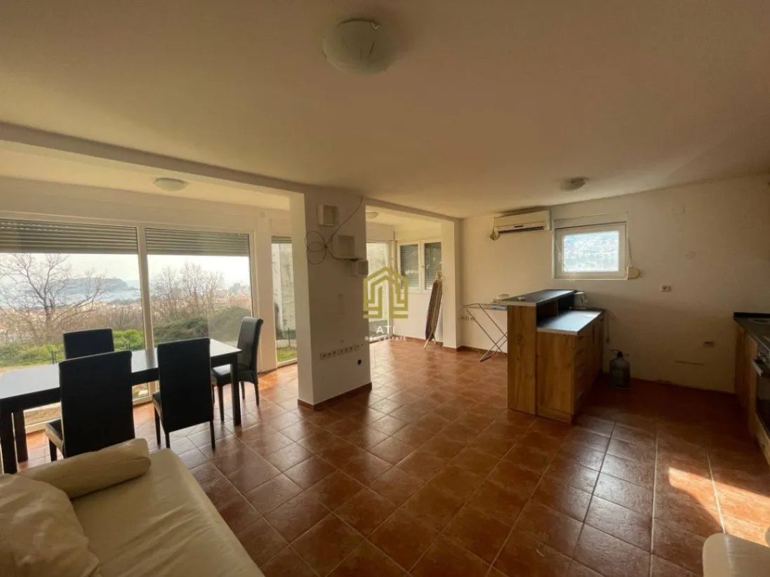 Prodaja, kuća, 139m², Maine, Budva
