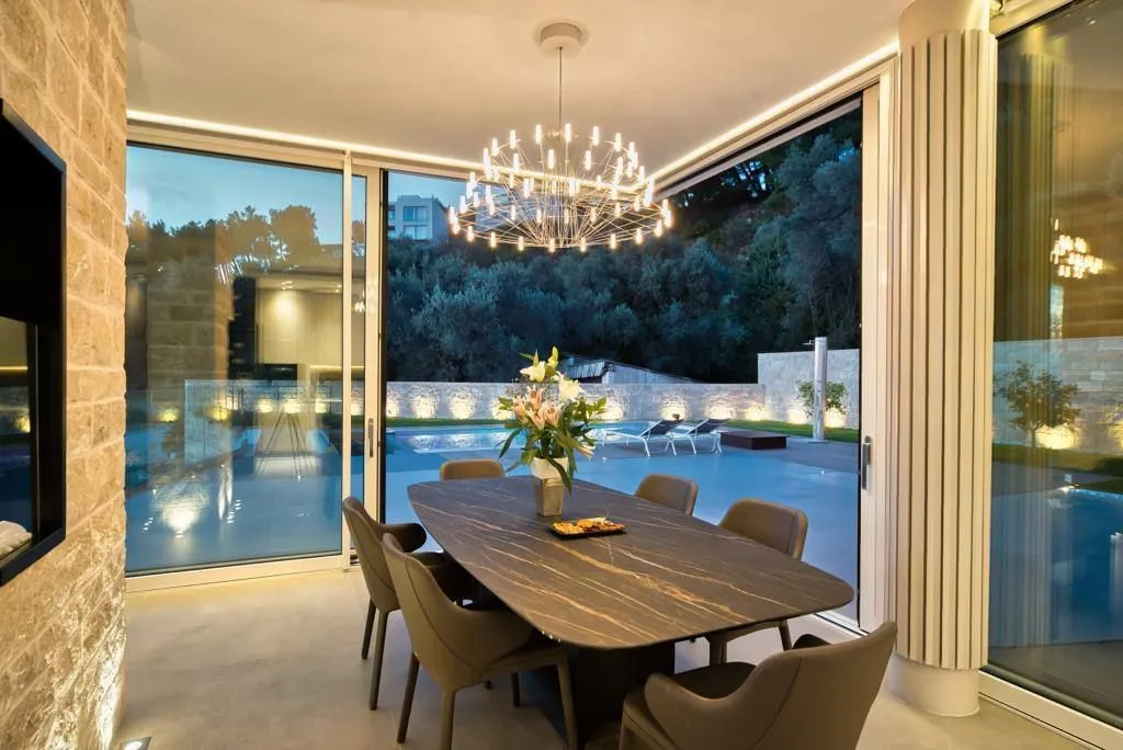 Rent, house, 750m², Sveti Stefan, Budva