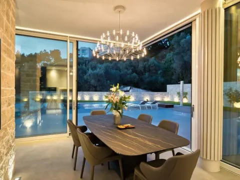 Rent, house, 750m², Sveti Stefan, Budva - image 4