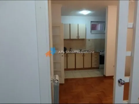 Izdavanje, trosoban stan, 95m², Lion, Zvezdara Sve Podlokacije - image 7