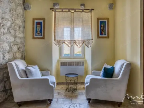 Prodaja, kuća, 112m², Prčanj, Kotor - image 13