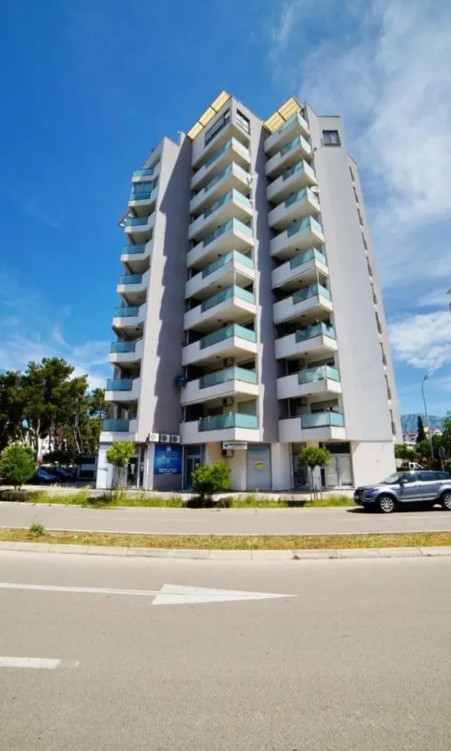 Izdavanje, jednosoban stan, 58m², Bar, Crna Gora