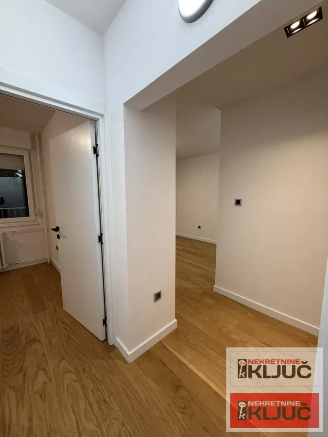 Prodaja, dvosoban stan, 48m², Avijatičarsko naselje, Novi Sad Sve Podlokacije