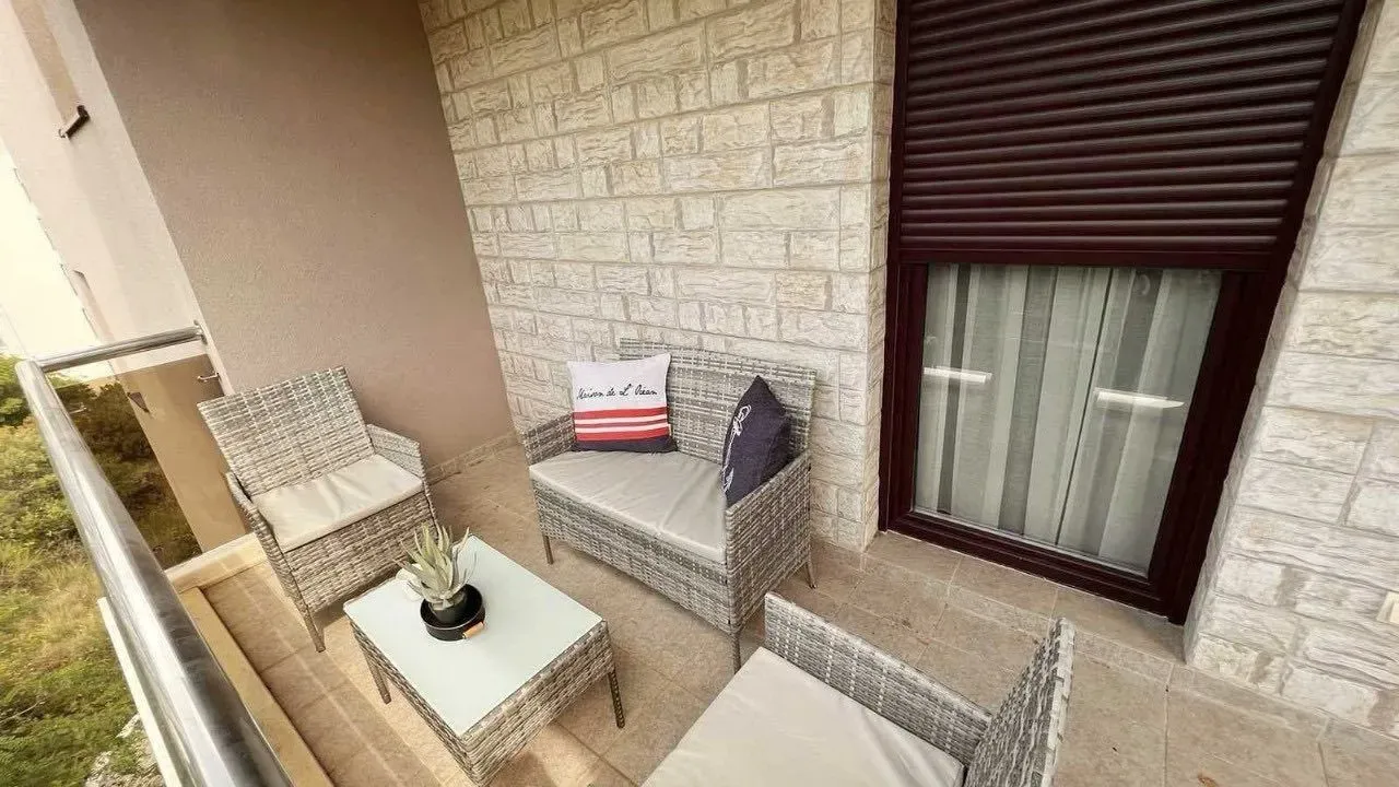 Sale, one bedroom apartment, 46m², Bečići, Budva