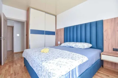 Sale, one bedroom apartment, 43m², Bečići, Budva - image 2