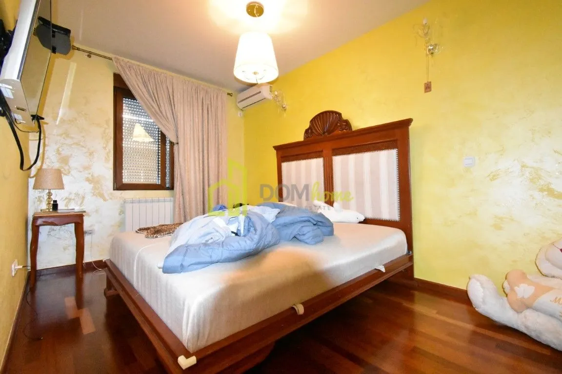 Prodaja, dvosoban stan, 90m², Gorica C, Podgorica