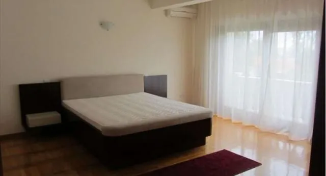 Rent, office space, 300m², Savski Venac, Beograd