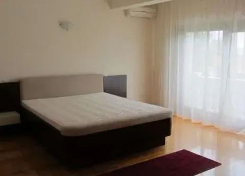 Izdavanje, poslovni prostor, 300m², Savski Venac, Beograd - image 8