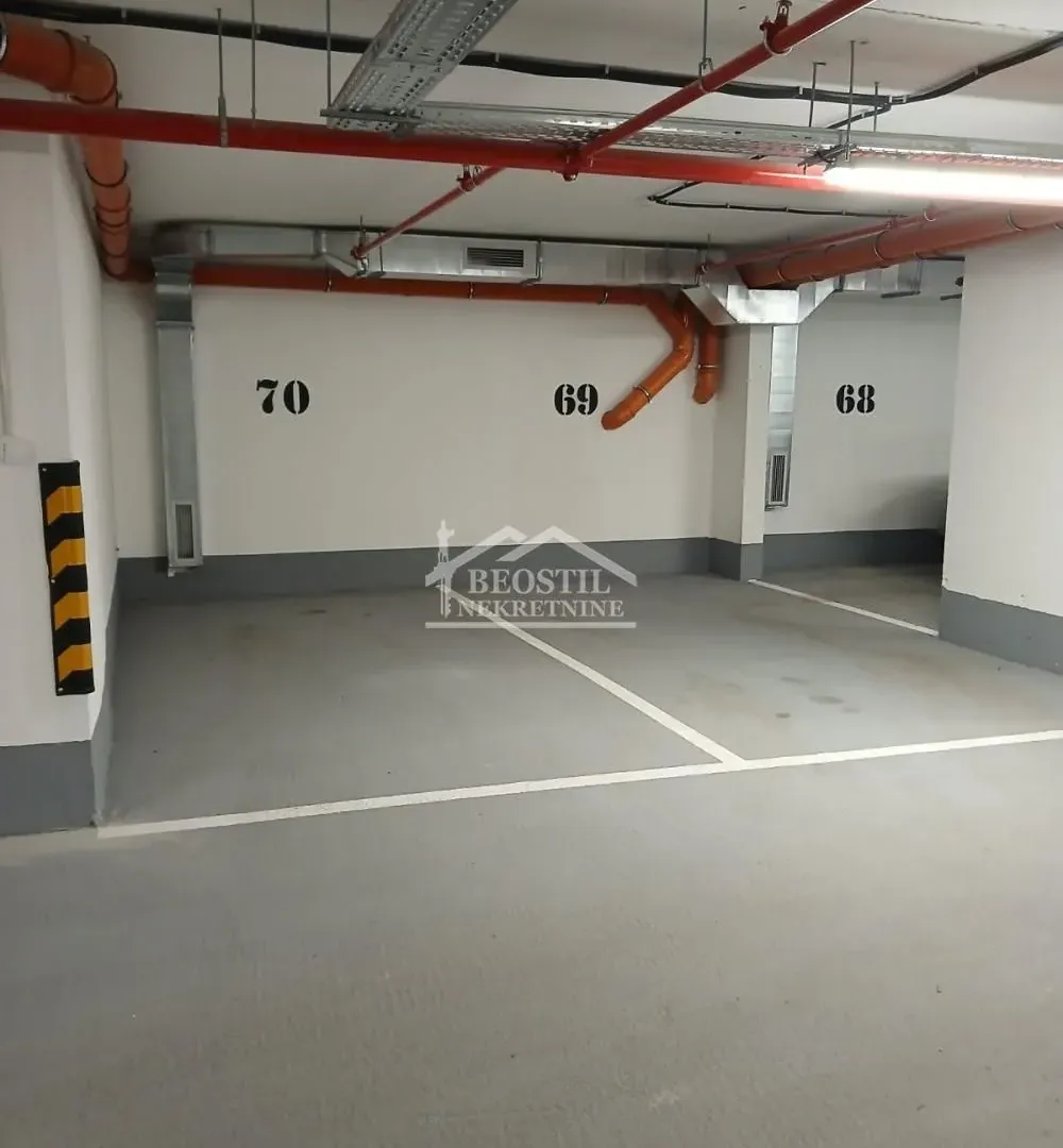 Izdavanje, parking/garaža, 13m², Banovo Brdo, Beograd