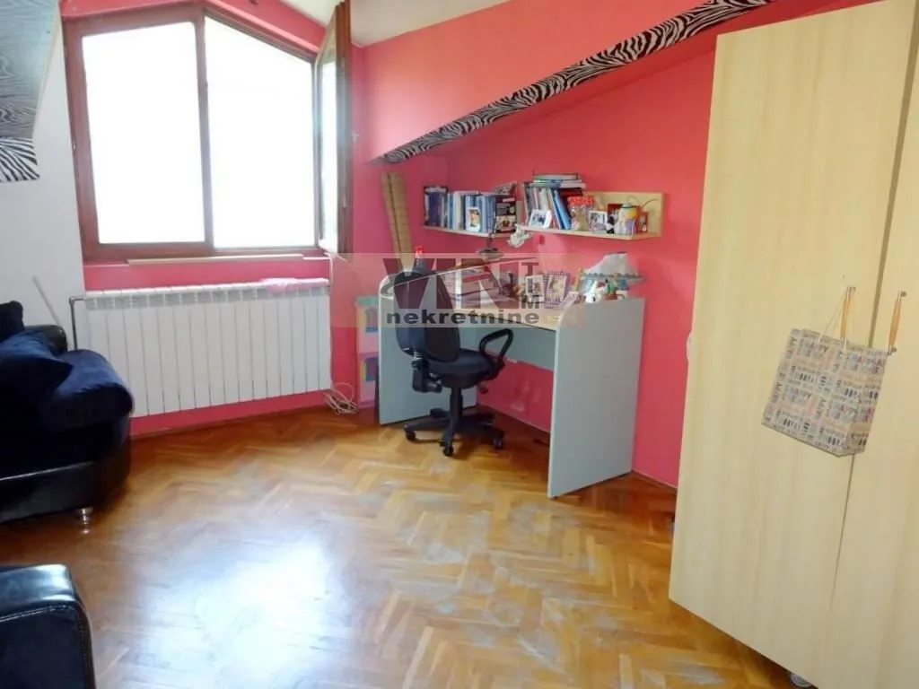 Prodaja, trosoban stan, 71m², Karaburma, Palilula Sve Podlokacije