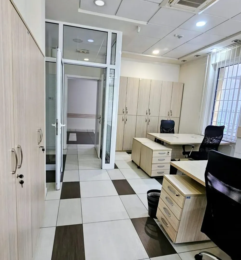 Rent, office space, 318m², Profesorska Kolonija, Palilula Sve Podlokacije