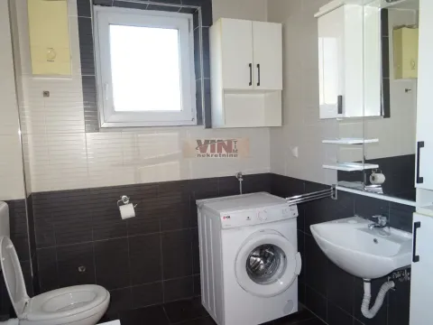 Prodaja, trosoban stan, 66m², Vračar, Šid - image 16