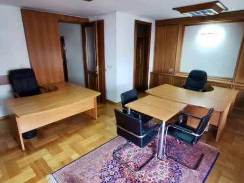 Rent, office space, 150m², Stara Varoš, Podgorica - image 3
