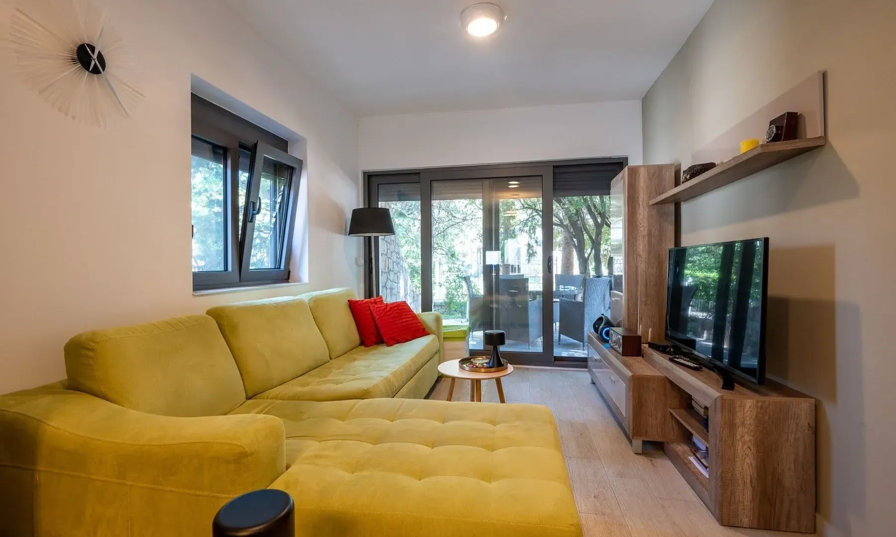 Sale, house, 100m², Utjeha, Bar
