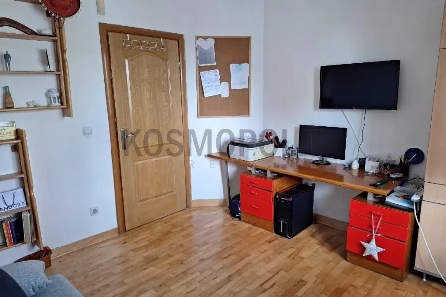 Sale, house, 180m², Jajinci, Voždovac Sve Podlokacije
