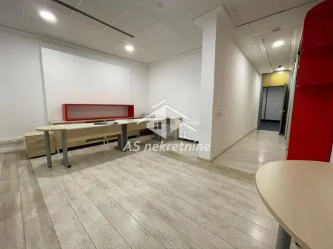 Izdavanje, poslovni prostor, 457m², Stari Grad, Beograd - image 21
