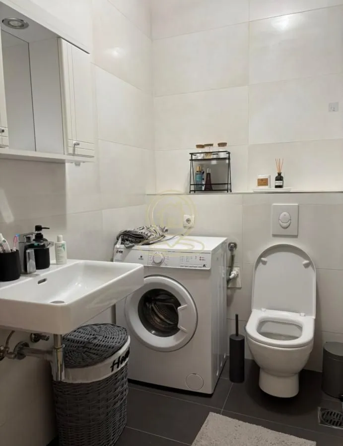 Prodaja, jednosoban stan, 43m², Bulevar Oslobodjenja, Novi Sad Sve Podlokacije