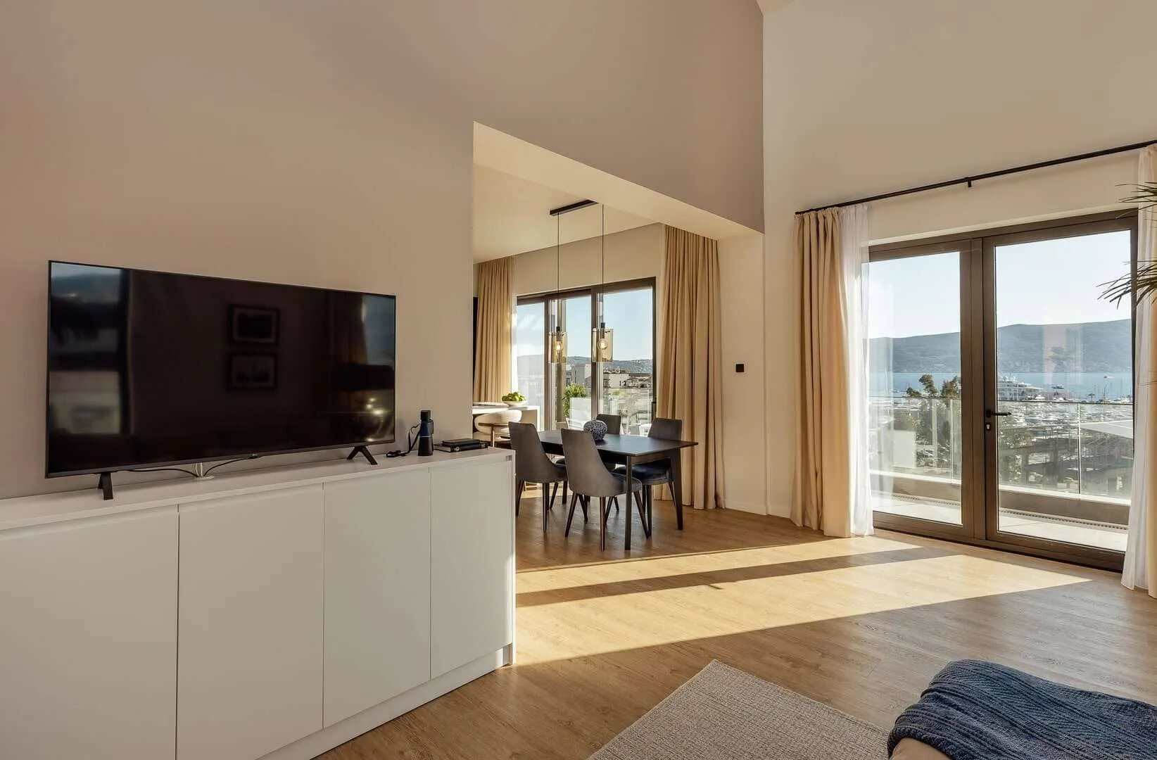 Prodaja, dvosoban stan, 179m², Porto Montenegro, Tivat