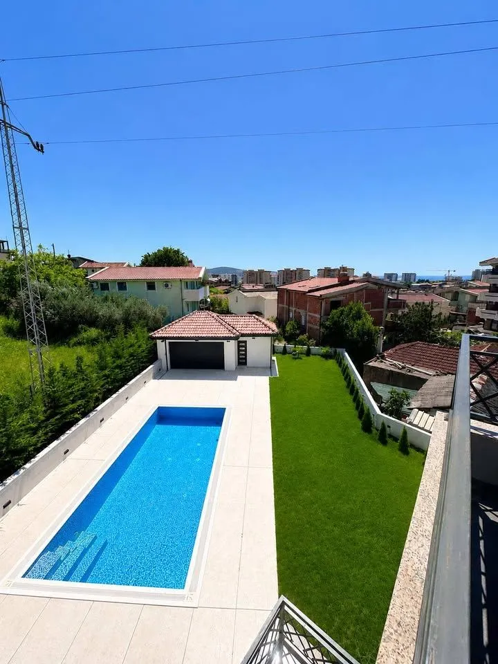 Sale, house, 380m², Bar, Crna Gora
