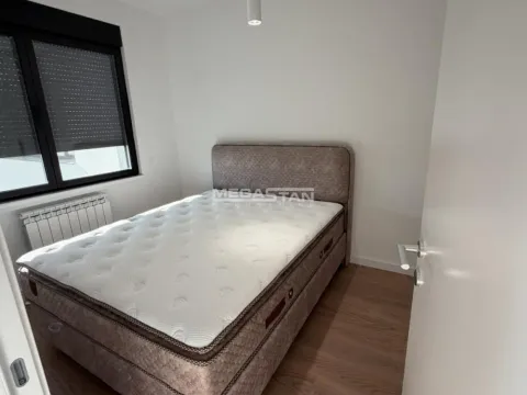 Izdavanje, dvosoban stan, 40m², Retenzija, Beograd - image 3