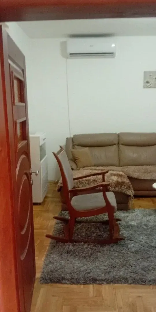 Rent, house, 75m², Zlatica, Podgorica