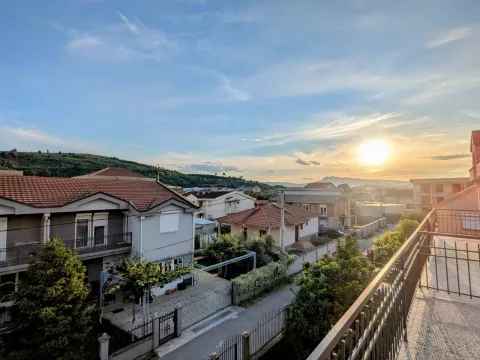Izdavanje, trosoban stan, 120m², Zabjelo, Podgorica - image 9