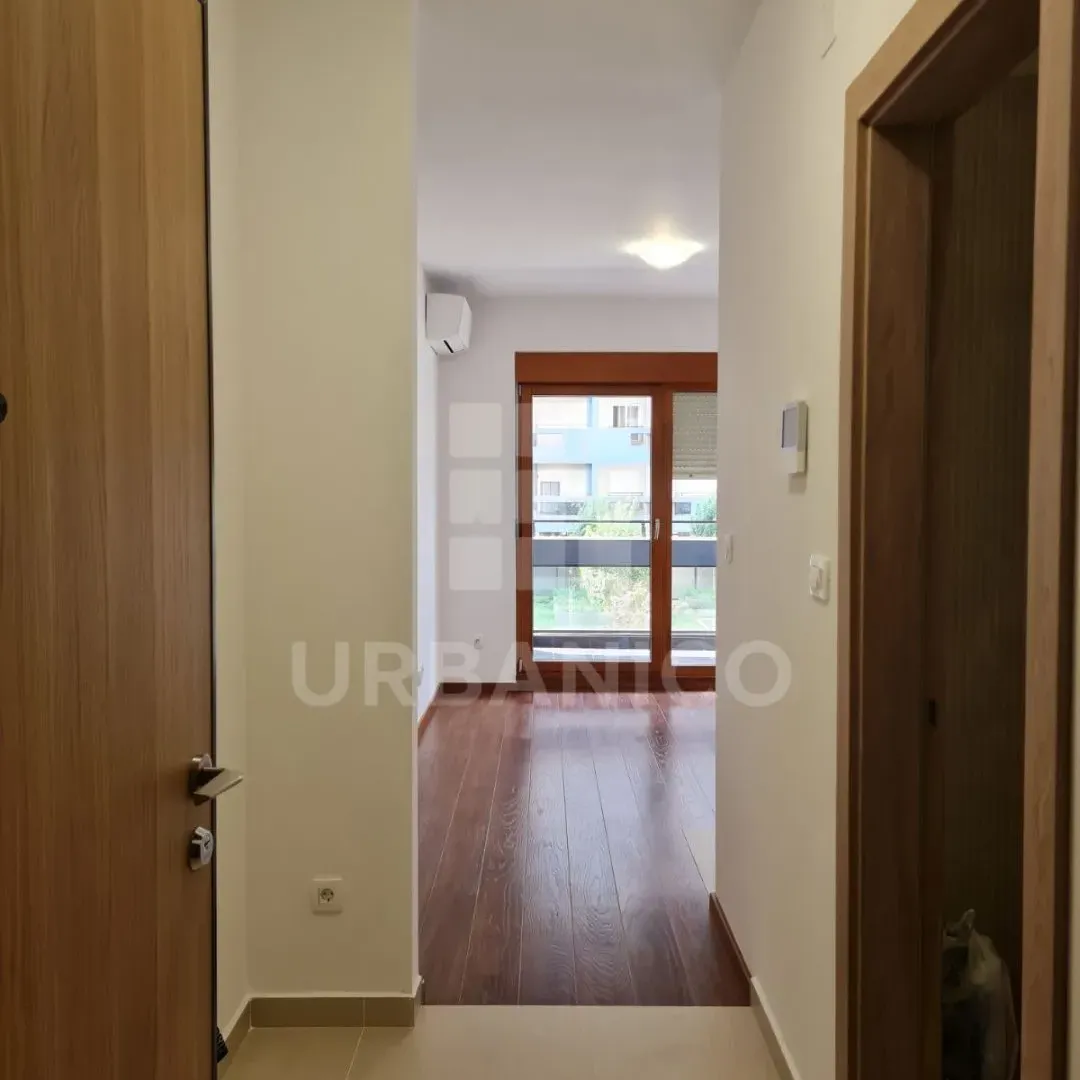 Rent, studio apartment, 30m², Master Kvart, Podgorica