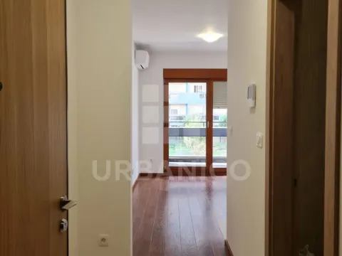 Rent, studio apartment, 30m², Master Kvart, Podgorica - image 3