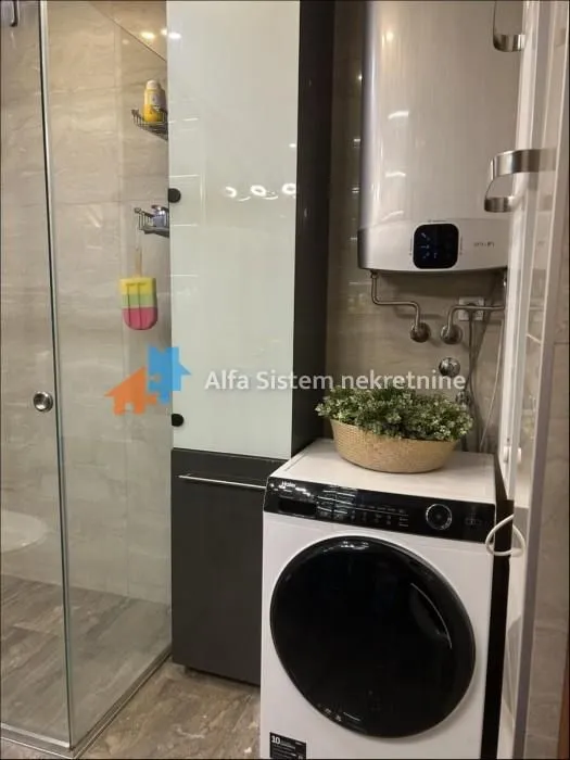 Izdavanje, stan, 107m², Denkova Basta, Zvezdara Sve Podlokacije