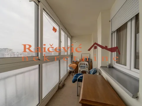 Rent, two bedroom apartment, 64m², Retenzija, Beograd - image 13