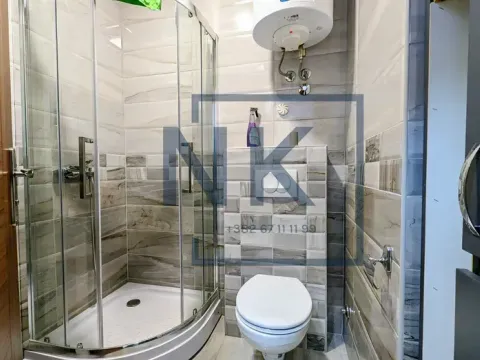 Izdavanje, poslovni prostor, 56m², City Kvart, Podgorica - image 9