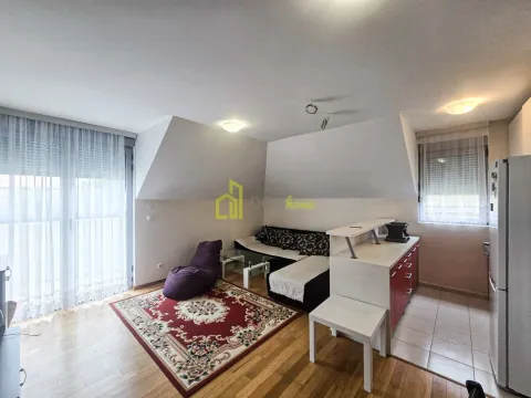 Rent, one bedroom apartment, 53m², Gorica C, Podgorica - image 1