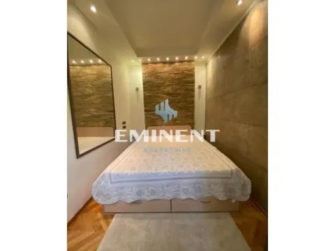 Rent, three bedroom apartment, 75m², Vračar Hram, Vračar Sve Podlokacije - image 8