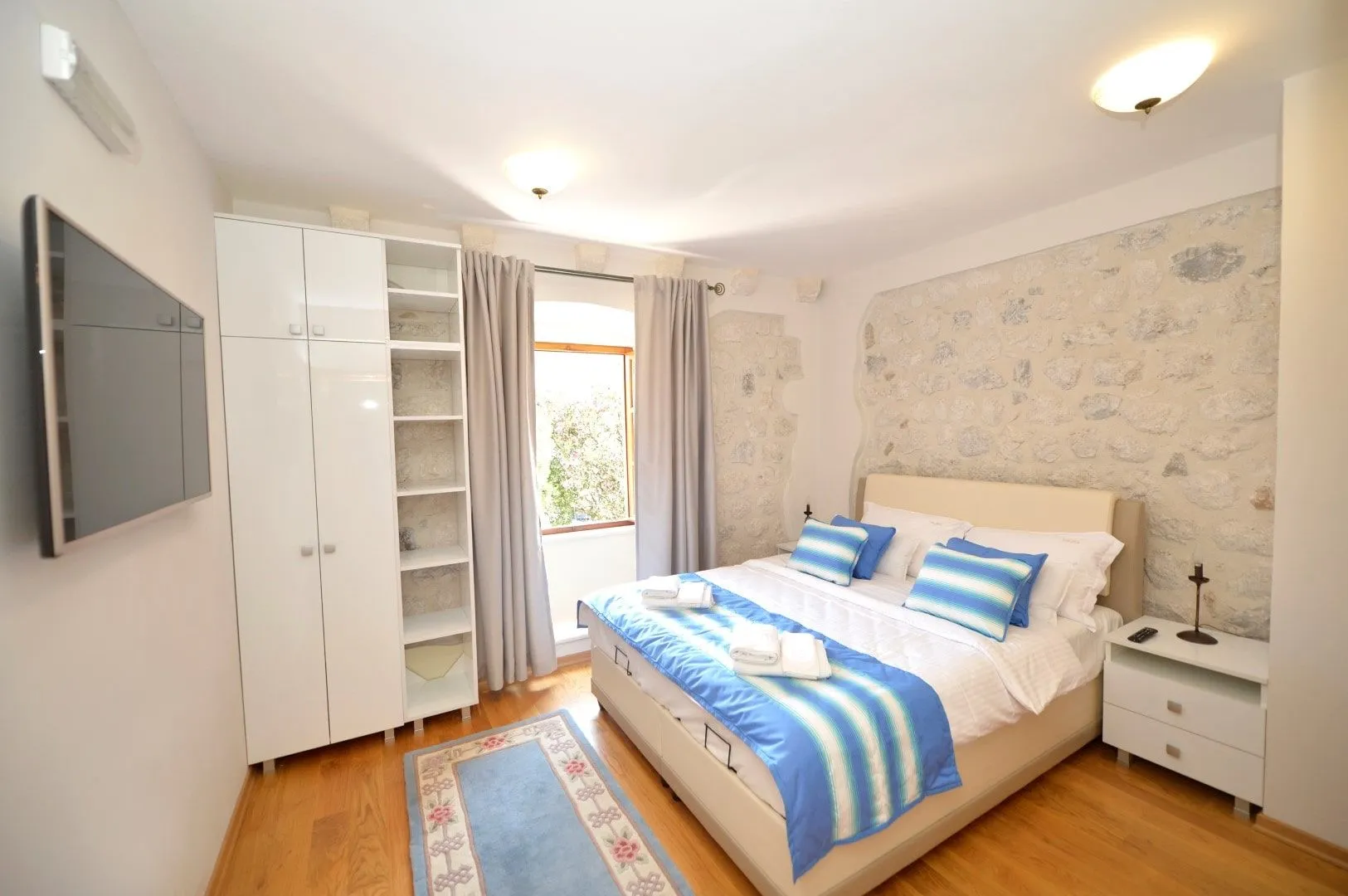 Prodaja, kuća, 251m², Prčanj, Kotor