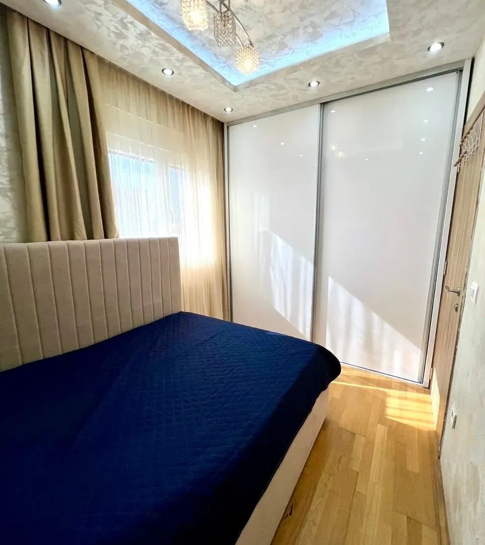 Izdavanje, trosoban stan, 70m², Stari Aerodrom, Podgorica