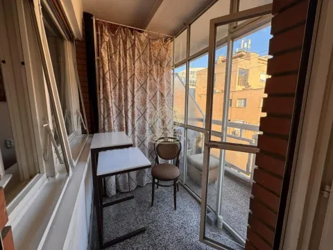 Izdavanje, trosoban stan, 78m², Kalenić Pijaca, Vračar Sve Podlokacije - image 13