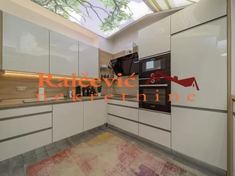 Sale, three bedroom apartment, 83m², Crveni Krst, Beograd - image 7