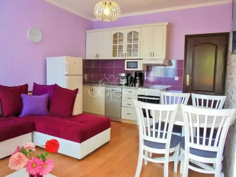 Izdavanje, stan, 72m², Tivat, Crna Gora - image 3