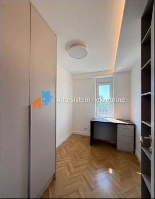 Izdavanje, četvorosoban stan, 90m², Bezanijska Kosa 2, Bežanijska Kosa Sve Podlokacije