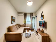 Izdavanje, jednosoban stan, 44m², Pobrežje, Podgorica - image 1