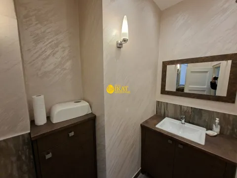 Izdavanje, poslovni prostor, 130m², Kalemegdan, Beograd - image 2