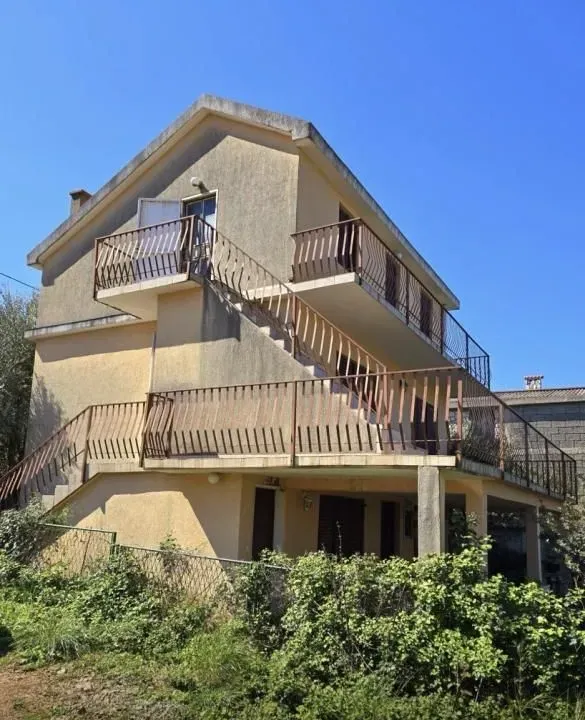 Sale, house, 78m², Utjeha, Bar