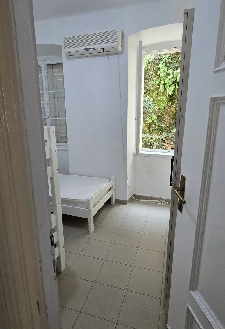 Prodaja, trosoban stan, 72m², Kotor, Crna Gora