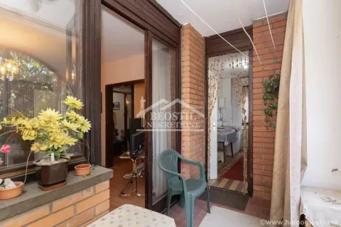 Prodaja, dvosoban stan, 72m², Vidikovački venac, Rakovica - image 9