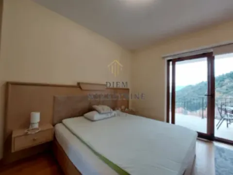 Izdavanje, kuća, 150m², Radanovići, Kotor - image 6