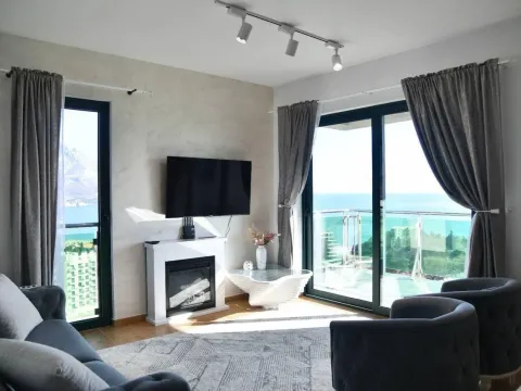 Sale, two bedroom apartment, 72m², Bečići, Budva - image 3