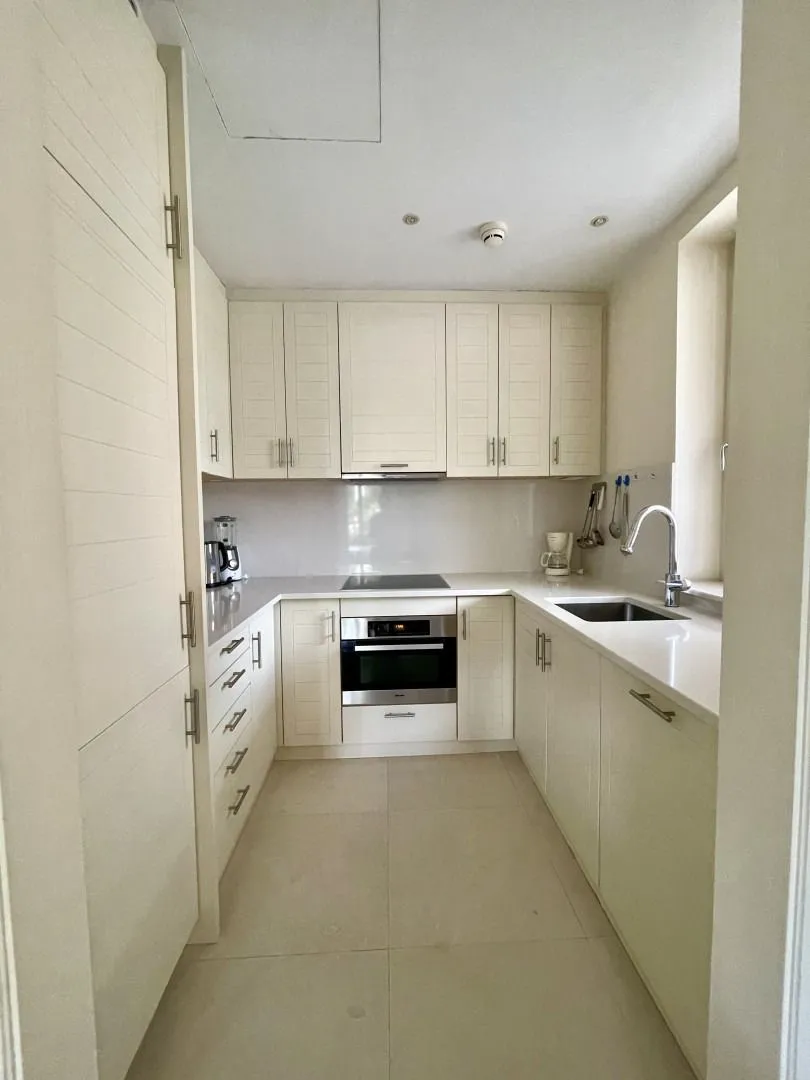 Rent, one bedroom apartment, 110m², Porto Montenegro, Tivat